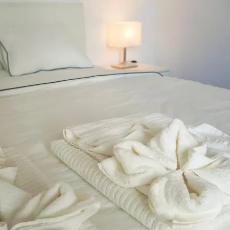 Nel Centro Di Vicino A Piazza Grande لوكارنو