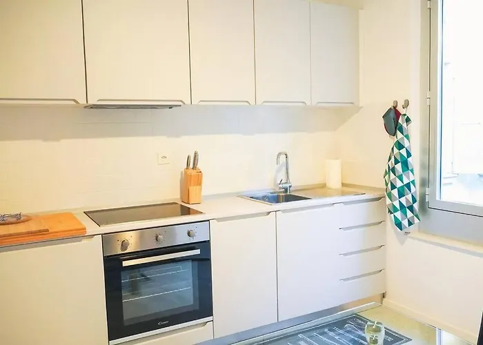 Nel Centro Di Vicino A Piazza Grande * لوكارنو