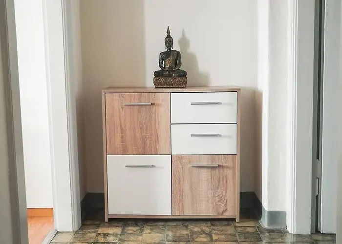 Nel Centro Di Vicino A Piazza Grande *